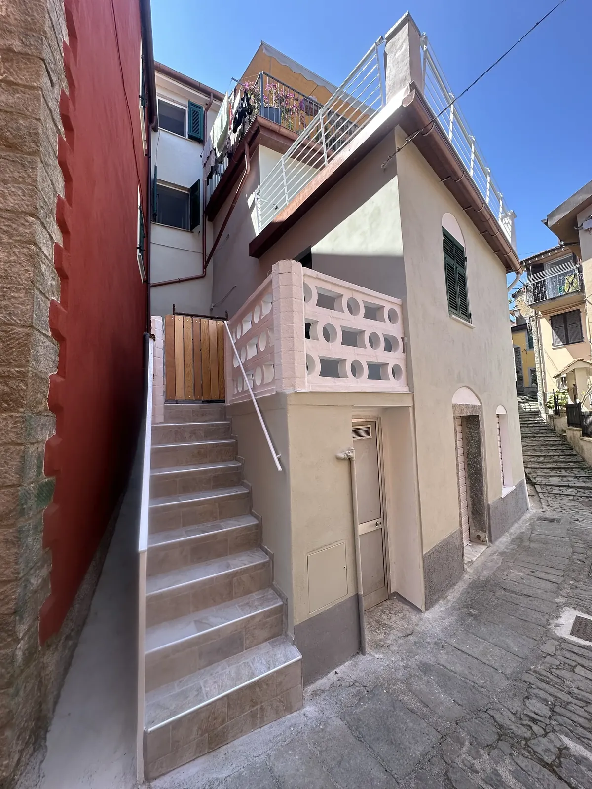 Cinque Terre Biassa - esterno